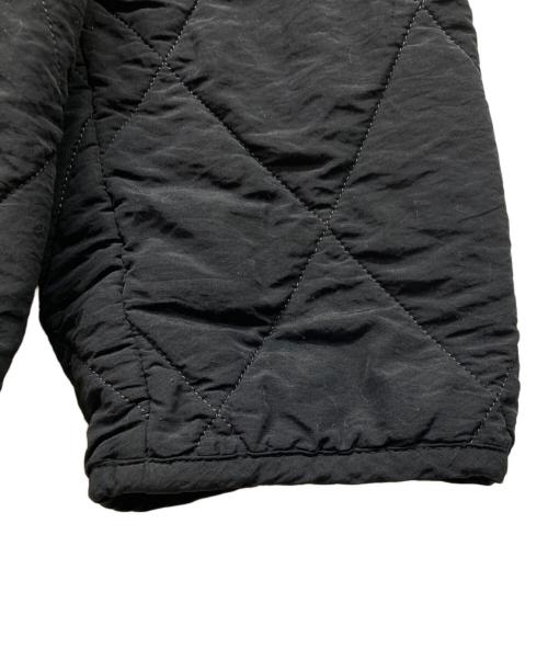 OAMC（オーエーエムシー）OAMC (オーエーエムシー) Combat Liner Quilting Jacket ブラック サイズ:Sの古着・服飾アイテム