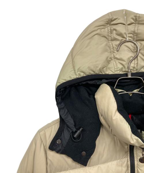 MONCLER（モンクレール）MONCLER (モンクレール) ダウンジャケット ベージュ サイズ:2の古着・服飾アイテム