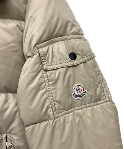 MONCLER（モンクレール）MONCLER (モンクレール) ダウンジャケット ベージュ サイズ:2の古着・服飾アイテム