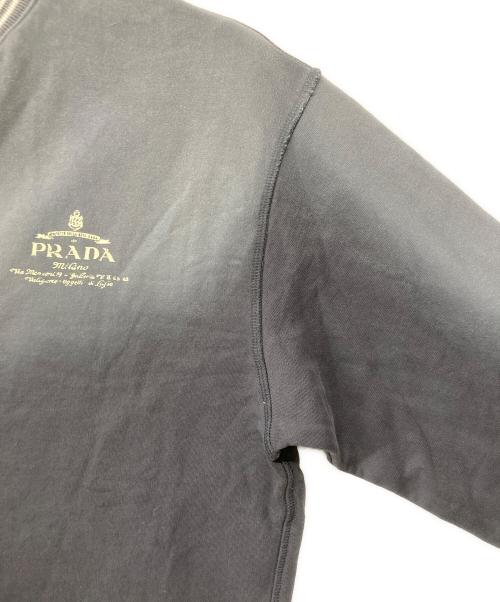 PRADA（プラダ）PRADA (プラダ) フェード加工ロゴスウェット ネイビー サイズ:Lの古着・服飾アイテム