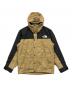 THE NORTH FACE（ザ ノース フェイス）の古着「マウンテンライトジャケット」｜ベージュ