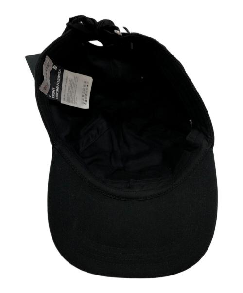 MONCLER（モンクレール）MONCLER (モンクレール) FRAGMENT DESIGN (フラグメントデザイン) ベースボールキャップ ブラックの古着・服飾アイテム
