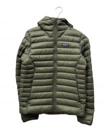 Patagonia（パタゴニア）の古着「Down Sweater Hoody」｜カーキ