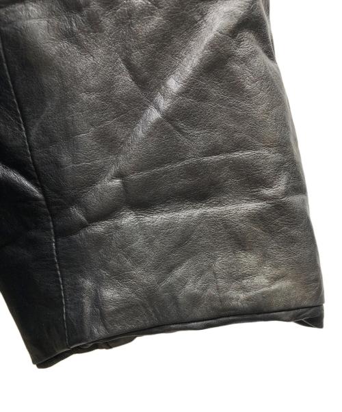 ISSEY MIYAKE MEN（イッセイミヤケメン）ISSEY MIYAKE MEN (イッセイミヤケメン) レザーラウンドジップジャケット ブラック サイズ:Mの古着・服飾アイテム
