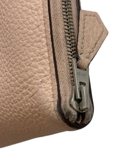 HERMES（エルメス）HERMES (エルメス) ラウンドファスナー財布 ベージュピンクの古着・服飾アイテム