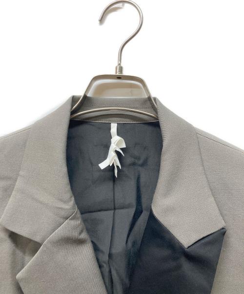 SOSHIOTSUKI（ソウシ オオツキ）SOSHIOTSUKI (ソウシ オオツキ) DOUBLE SMOKING SUITS グレー サイズ:46の古着・服飾アイテム
