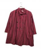 ISSEY MIYAKEイッセイミヤケ）の古着「Wave Pattern Double Polyester Coat」｜レッド