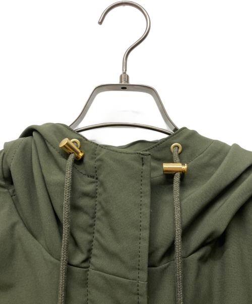 23区（ニジュウサンク）23区 (ニジュウサンク) ミリタリーダウンコート カーキ サイズ:38の古着・服飾アイテム