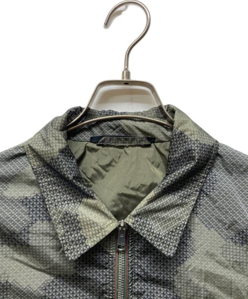 GUCCI（グッチ）GUCCI (グッチ) カモフラナイロンジップアップジャケット カーキ サイズ:44の古着・服飾アイテム