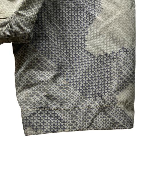GUCCI（グッチ）GUCCI (グッチ) カモフラナイロンジップアップジャケット カーキ サイズ:44の古着・服飾アイテム