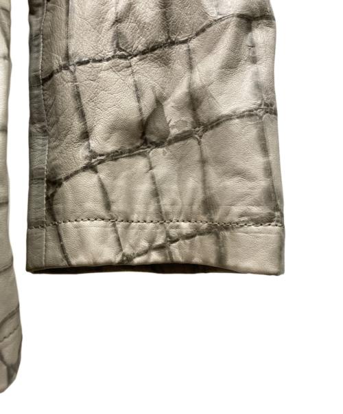 EMPORIO ARMANI（エンポリオ アルマーニ）EMPORIO ARMANI (エンポリオ アルマーニ) クロコダイル型押しレザーコート グレー サイズ:48の古着・服飾アイテム