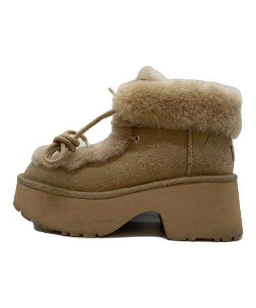UGG（アグ）UGG (アグ) ESMEE LACE UP SUEDE ベージュ サイズ:25の古着・服飾アイテム