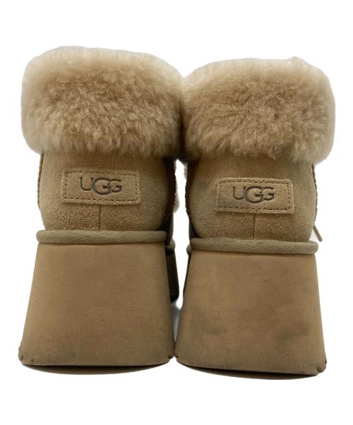 UGG（アグ）UGG (アグ) ESMEE LACE UP SUEDE ベージュ サイズ:25の古着・服飾アイテム