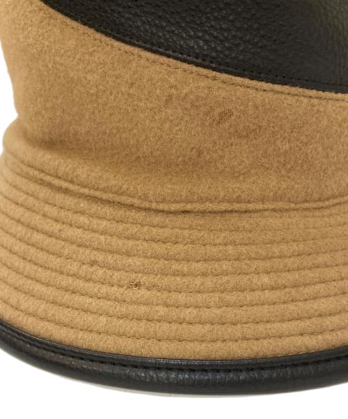 HERMES（エルメス）HERMES (エルメス) レザー切替カシミヤバケットハット ベージュ×ブラック サイズ:60の古着・服飾アイテム