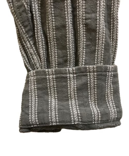 KITH（キス）KITH (キス) ストライプ デニム ジェイディンシャツ グレー×ホワイト サイズ:Mの古着・服飾アイテム