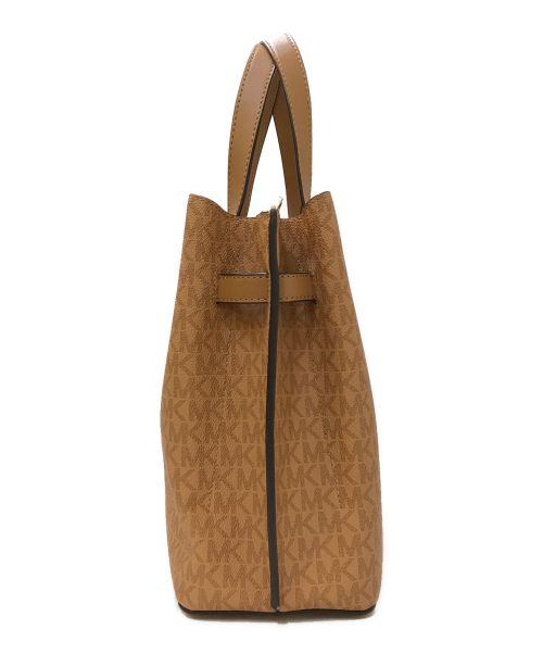 MICHAEL KORS（マイケルコース）MICHAEL KORS (マイケルコース) EMILIA サッチェル ラージ MKシグネチャー ブラウンの古着・服飾アイテム
