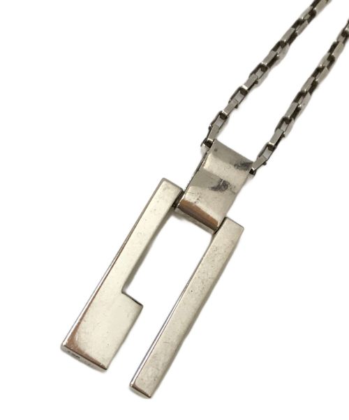 GUCCI（グッチ）GUCCI (グッチ) Gプレートネックレス シルバーの古着・服飾アイテム