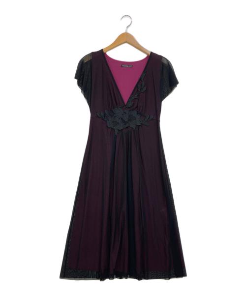 VIVIENNE TAM（ヴィヴィアンタム）VIVIENNE TAM (ヴィヴィアンタム) フラワー刺繍ワンピース ブラック×パープルの古着・服飾アイテム