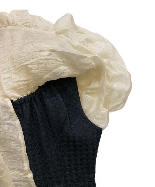 Le Jardiner（ル・ジャルディニエ）Le Jardiner (ル・ジャルディニエ) 2WAYオフショルダーパフスリーブバリエマーメイドワンピース ブラック サイズ:Sの古着・服飾アイテム