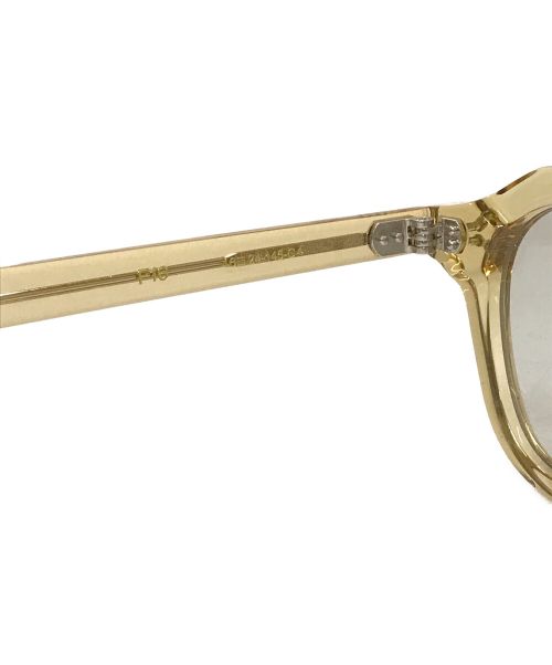 few.（フュー）few. (フュー) クリアフレームサングラス クリアベージュ サイズ:46□24-145の古着・服飾アイテム