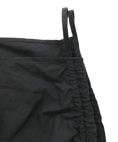 BASERANGE（ベースレンジ）BASERANGE (ベースレンジ) PICTORIAL STRAP TOP：キャミソール ブラック サイズ:XSの古着・服飾アイテム