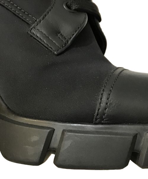 PRADA（プラダ）PRADA (プラダ) Re-Nylon xブラッシュドレザー ブーティー ショートブーツ ブラック サイズ:38 1/2の古着・服飾アイテム