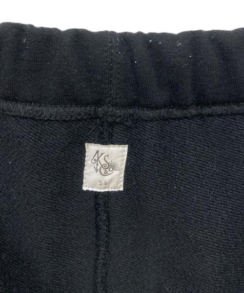 KAPTAIN SUNSHINE（キャプテンサンシャイン）KAPTAIN SUNSHINE (キャプテンサンシャイン) ロゴ刺繍スウェットパンツ ブラック サイズ:34の古着・服飾アイテム