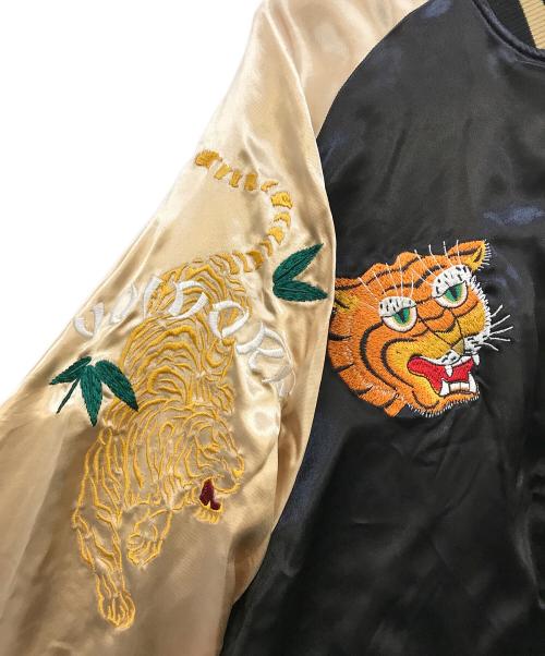 YOIDORE（ヨイドレ）YOIDORE (ヨイドレ) JAPANスーベニア リバーシブルスカジャン ブラック サイズ:メガジョッキ(XL)の古着・服飾アイテム