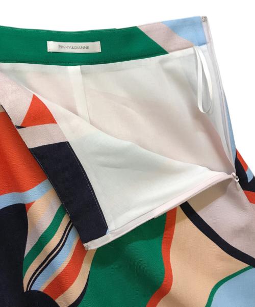 Pinky & Dianne（ピンキーアンドダイアン）Pinky & Dianne (ピンキーアンドダイアン) マルチカラープリントスカート マルチカラー サイズ:38の古着・服飾アイテム