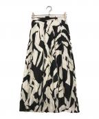 Pinky & Dianneピンキーアンドダイアン）の古着「ジオメトリックバイカラープリーツスカート」｜ホワイト×ブラック