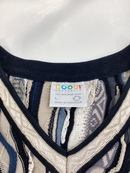 Coogi（クージー）Coogi (クージー) Ｖネック3Dニット ブラック×ベージュ サイズ:Lの古着・服飾アイテム