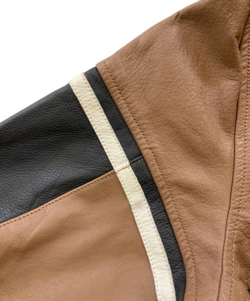 NIKE（ナイキ）NIKE (ナイキ) Travis Scott (トラヴィススコット) レザーライダースジャケット ベージュ サイズ:XLの古着・服飾アイテム