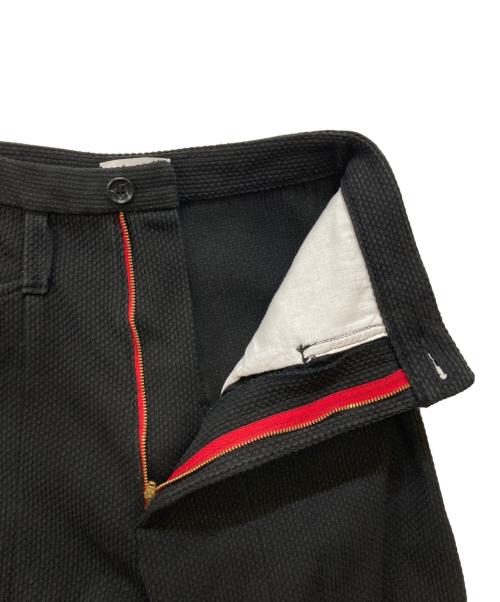 KOZABURO（コウザブロウ）KOZABURO (コウザブロウ) 3D SHAPED TROUSERS - SASHIKO 刺し子シェープドトラウザーズパンツ ブラックの古着・服飾アイテム