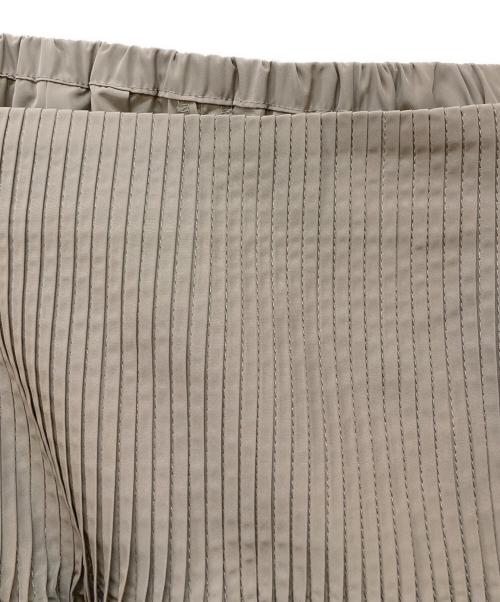 icB（アイシービー）icB (アイシービー) 【洗える】 エステルメモリータフタ ロングスカート オリーブ サイズ:6(11)の古着・服飾アイテム