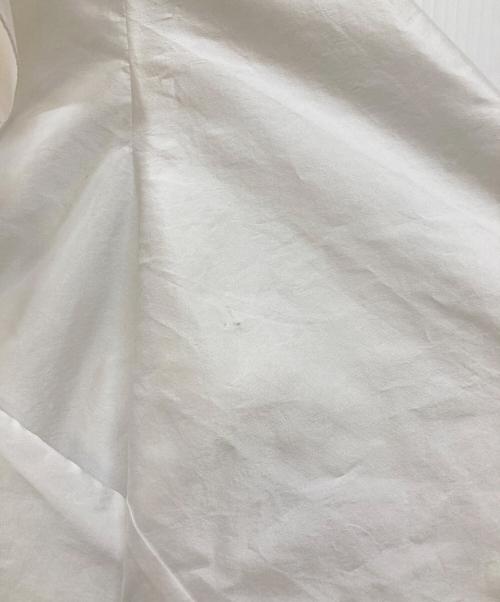 DRAWER（ドゥロワー）DRAWER (ドゥロワー) SPRING タフタフリルブラウス ホワイト サイズ:38の古着・服飾アイテム