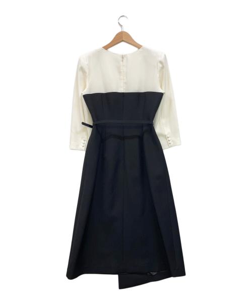BAU by Bride And You（ビーエイユーバイブライドアンドユー）BAU by Bride And You (ビーエイユーバイブライドアンドユー) ZINNIA Round neck busier detailed long dress ワンピース アイボリー×ブラック サイズ:2(66)の古着・服飾アイテム