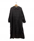Malle chambre de charmeシャンブルドゥシャーム）の古着「リネンピンタックシャツワンピース」｜ブラック