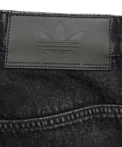 adidas（アディダス）adidas (アディダス) ロングパンツ TBLACKDENIM デニムパンツ ブラック サイズ:34の古着・服飾アイテム