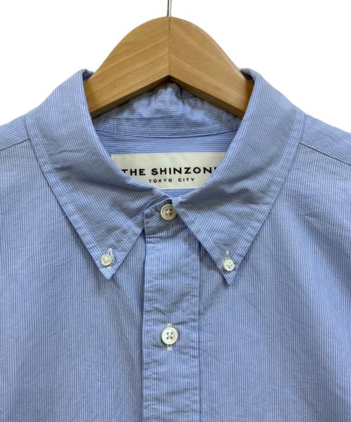 THE SHINZONE（ザ シンゾーン）THE SHINZONE (ザ シンゾーン) SUNDAY MOUNTAIN (サンデーマウンテン) 別注ダディシャツ ストライプシャツ ブルー サイズ:RSの古着・服飾アイテム