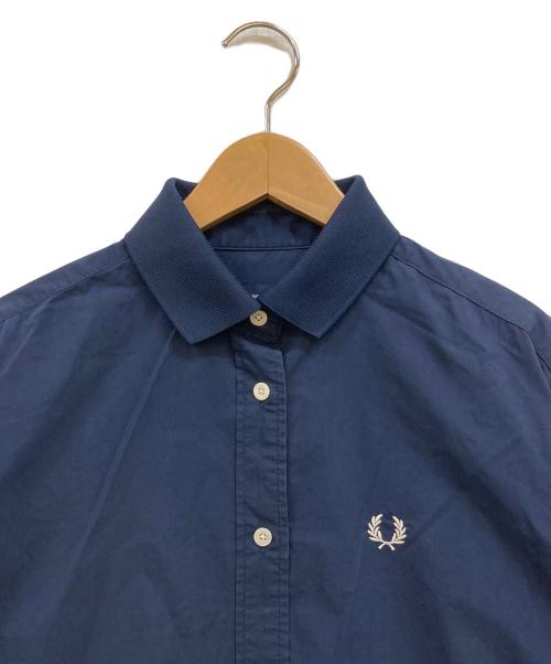 FRED PERRY（フレッドペリー）FRED PERRY (フレッドペリー) ワンポイントロゴシャツワンピース ネイビー サイズ:36の古着・服飾アイテム