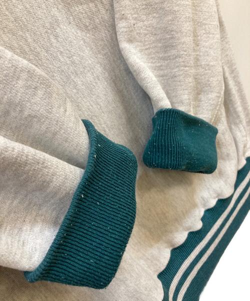 Champion REVERSE WEAVE（チャンピオン リバース ウィーブ）Champion REVERSE WEAVE (チャンピオン リバース ウィーブ) 90s 刺繍タグ BRANDEIS スウェット グレー×グリーン サイズ:XLの古着・服飾アイテム