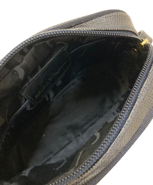 Salvatore Ferragamo（サルヴァトーレ フェラガモ）Salvatore Ferragamo (サルヴァトーレ フェラガモ) ヴァラ リザード 型押し ショルダーバッグ ネイビーの古着・服飾アイテム