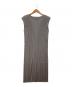 PLEATS PLEASE（プリーツプリーズ）の古着「プリーツノースリーブワンピース」｜グレー