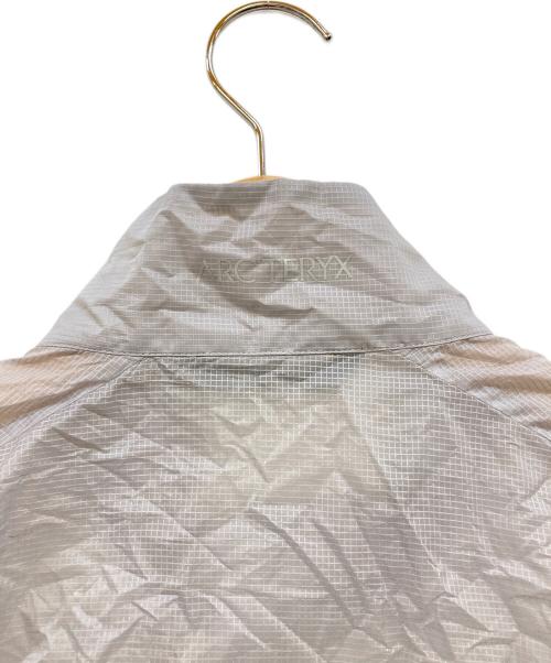 ARC'TERYX（アークテリクス）ARC'TERYX (アークテリクス) NORVAN WINDSHELL JACKET M ノーバンウィンドシェルジャケット グレー サイズ:Lの古着・服飾アイテム