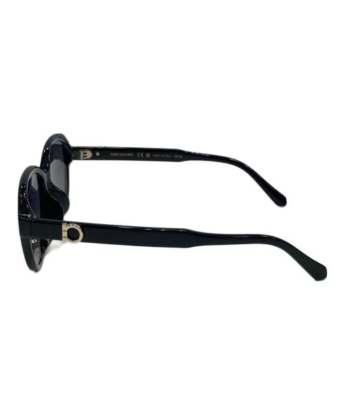 Salvatore Ferragamo（サルヴァトーレ フェラガモ）Salvatore Ferragamo (サルヴァトーレ フェラガモ) ガンチーニ ワンポイント サングラス ブラック サイズ:54□16 145の古着・服飾アイテム