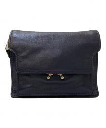 MARNI（マルニ）の古着「TRUNK SOFT カーフスキンミニショルダーバッグ」｜ネイビー