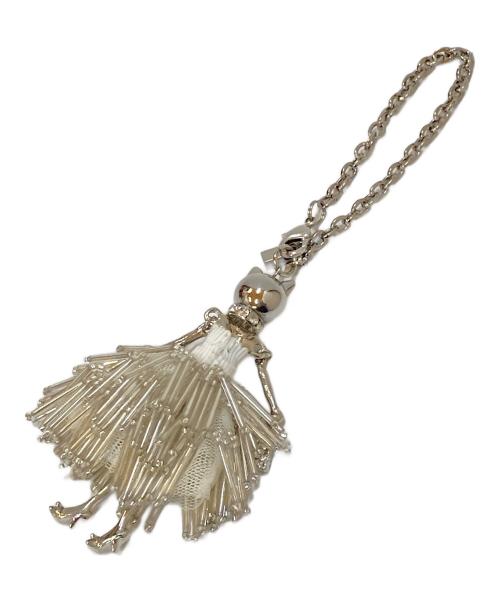 ANTEPRIMA（アンテプリマ）ANTEPRIMA (アンテプリマ) ビーズ キャット チャーム グレーの古着・服飾アイテム