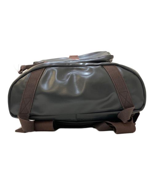 LUGGAGE LABEL（ラゲッジ レーベル）LUGGAGE LABEL (ラゲッジ レーベル) リュック グレーの古着・服飾アイテム