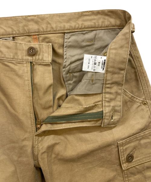 IRON HEART（アイアンハート）IRON HEART (アイアンハート) サージ カーゴショーツ パンツ ベージュ サイズ:W32の古着・服飾アイテム