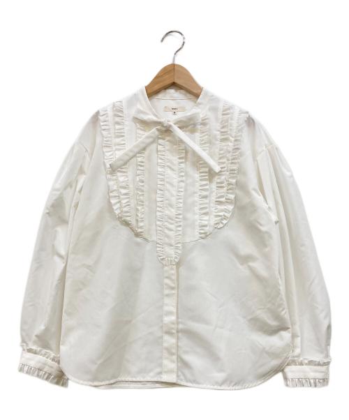 YORI（ヨリ）YORI (ヨリ) たっぷりフリルブラウス ホワイト サイズ:38の古着・服飾アイテム